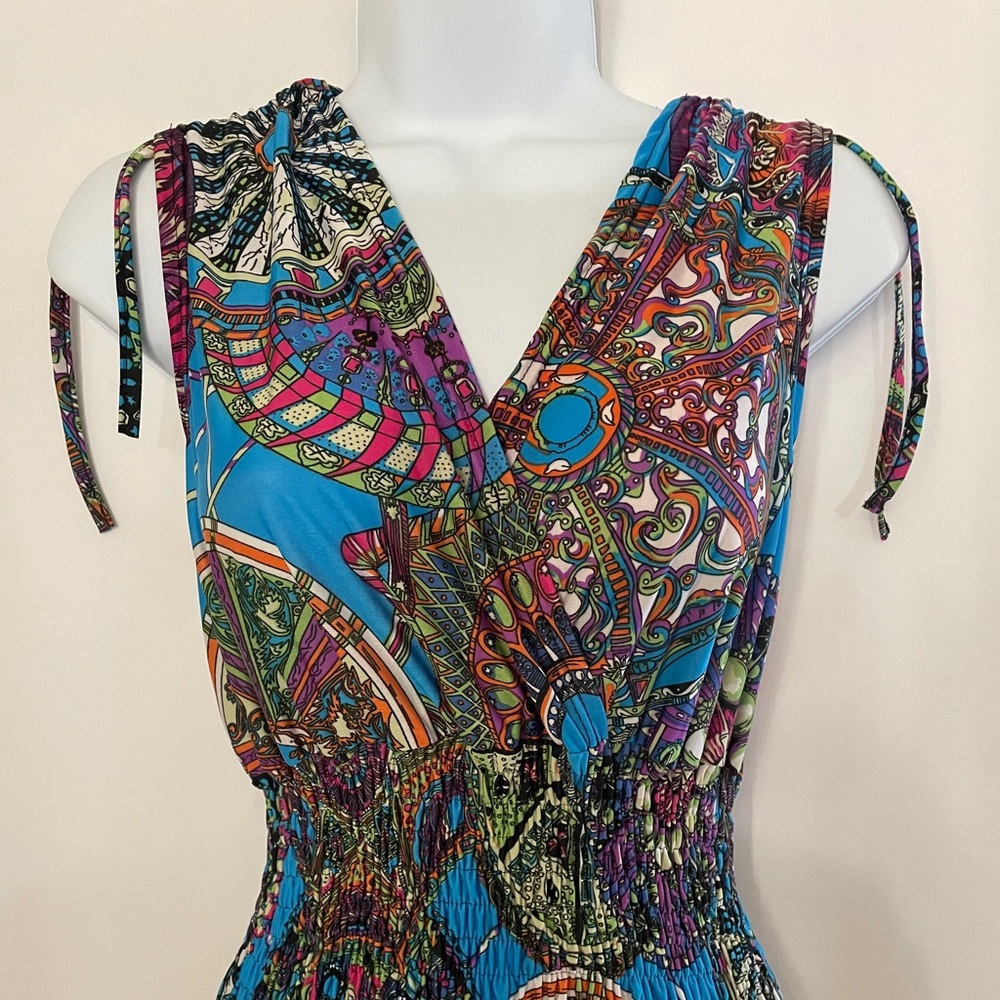 NWOT Casual V-Neck Printed Wrinkle Free Blue Sundress